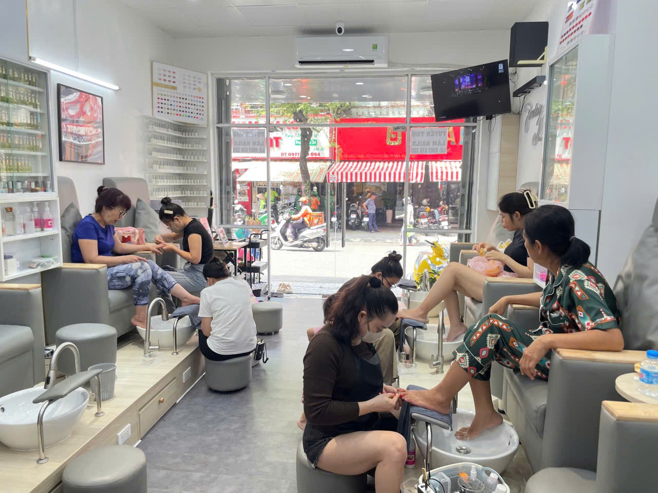 Tại Sao Nên Chọn Nail Box Tại Fantasy Nail